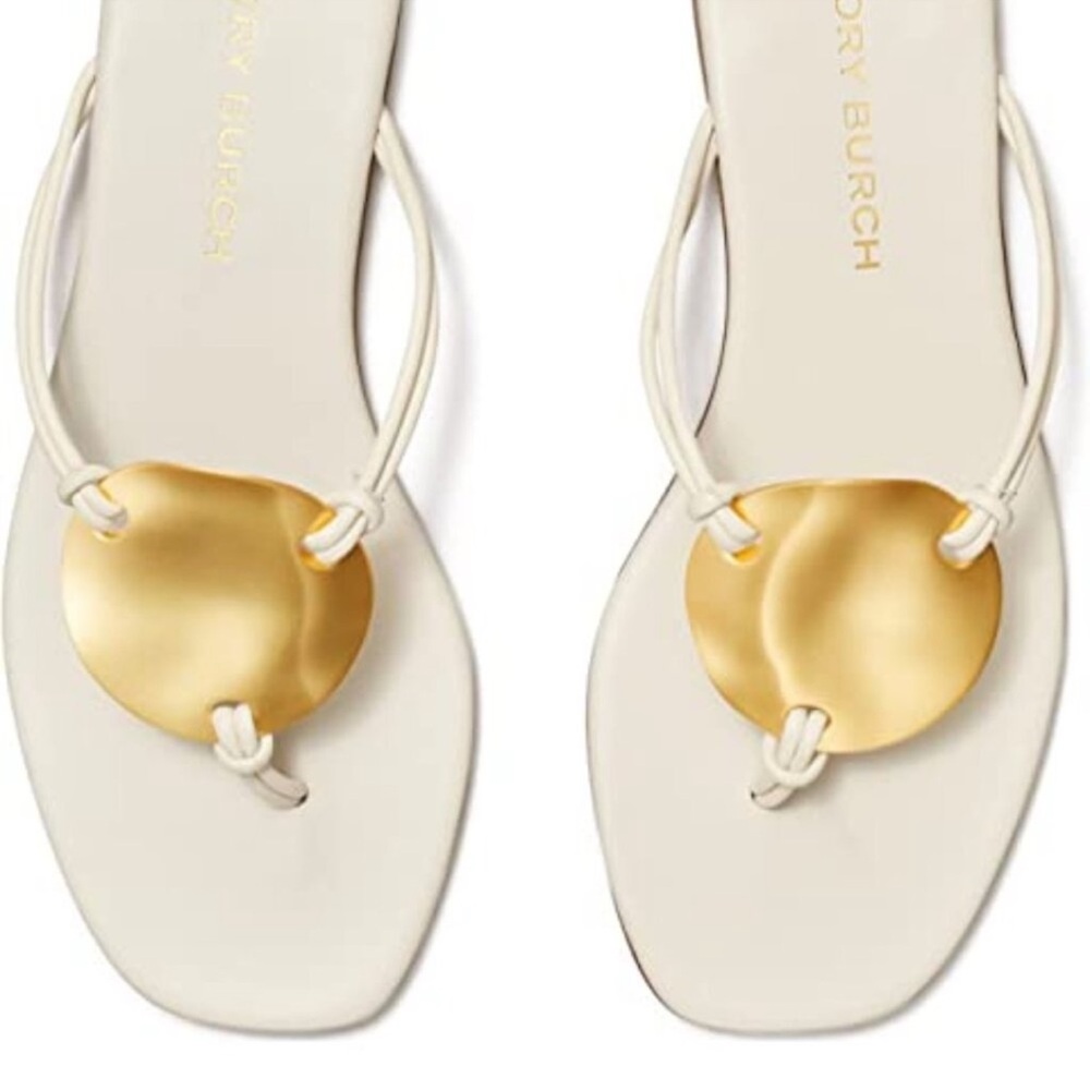 Tory Burch Patos Disc leather thong sandal in white/cream - Picture 3 of 6